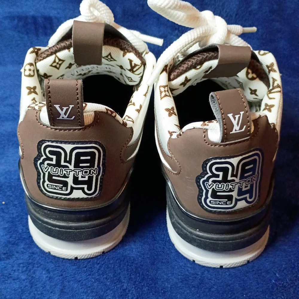 LV Skate Trainers - Picture 8 of 15